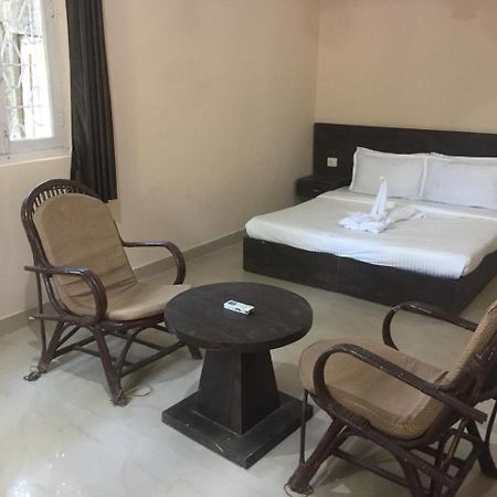 Ave Maria Guest House 칸돌림 외부 사진